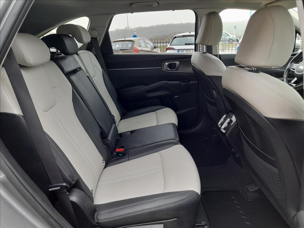 KIA Sorento SUV 2,2 l 148 kw