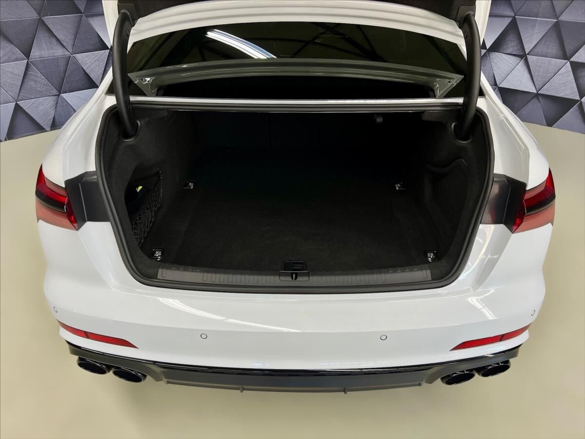 Audi S6 Sedan / Limuzína 3,0 l 253 kw