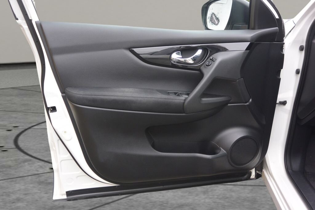 Nissan Qashqai SUV / Terénní 1,2 l 85 kw