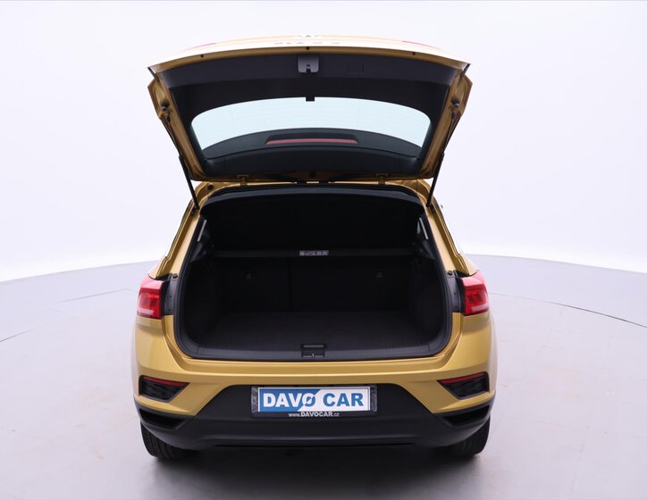 Volkswagen T-Roc SUV / Terénní 999,0 85 kw