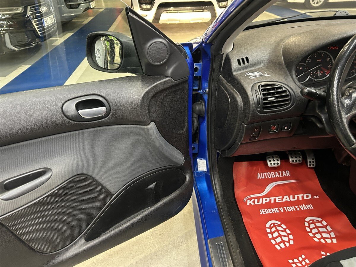 Peugeot 206 Kabriolet 2,0 l 100 kw