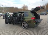 BMW X7 SUV / Terénní 4,4 l 390 kw