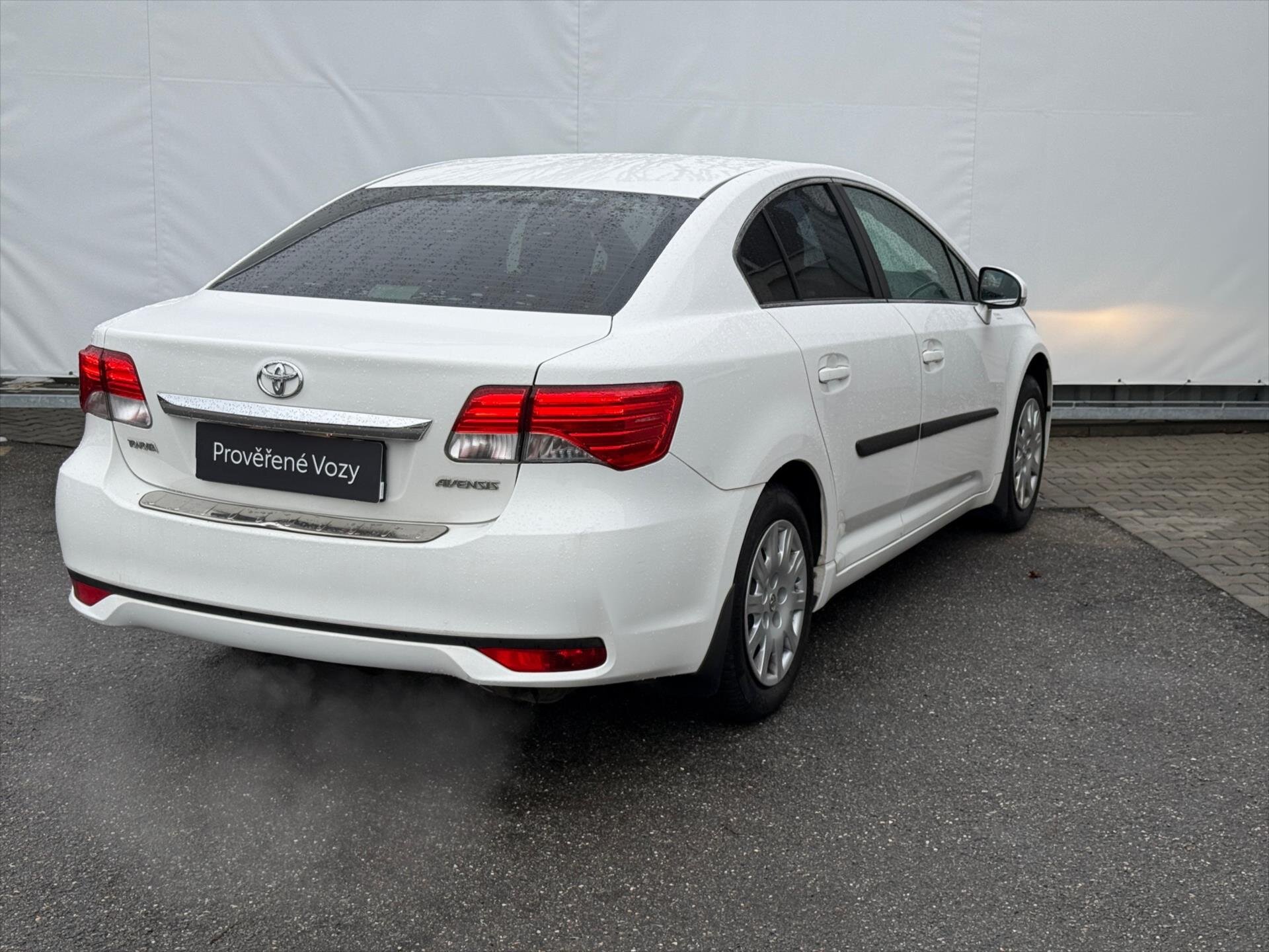 Toyota Avensis Sedan 1,6 l 97 kw