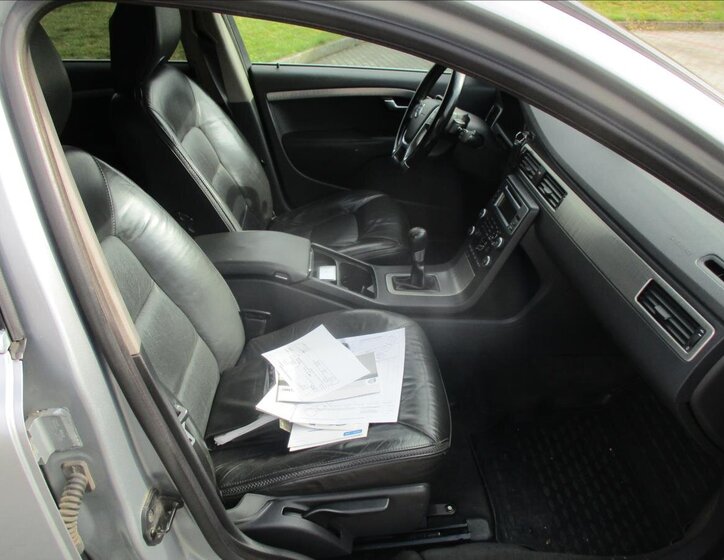 Volvo XC70 Kombi 2,4 l 151 kw