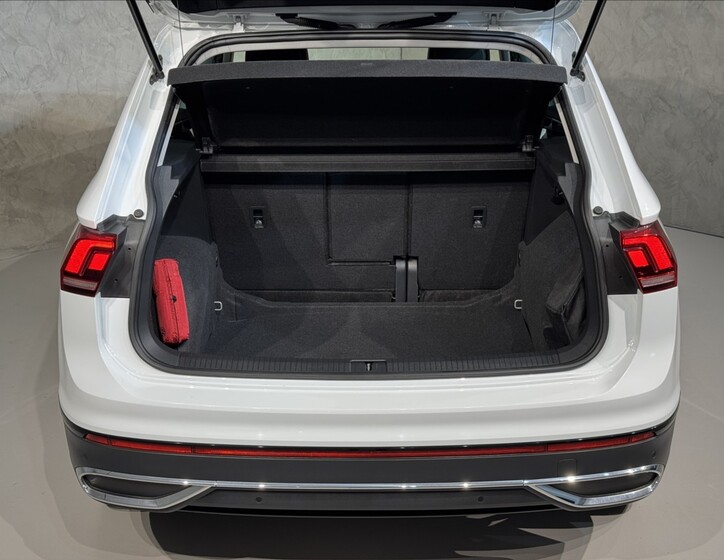 Volkswagen Tiguan 12
