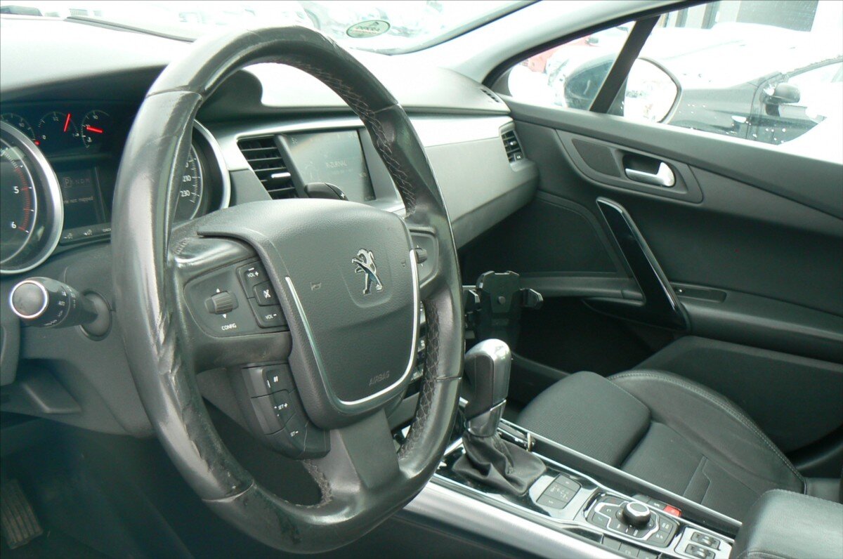 Peugeot 508 Kombi 2,2 l 150 kw