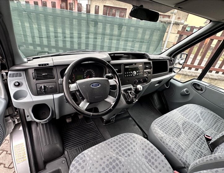 Ford Transit Skříň 2,2 l 63 kw