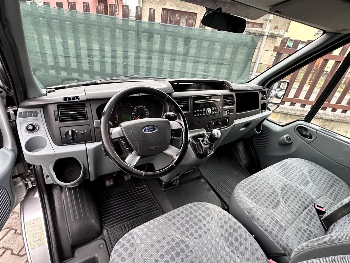 Ford Transit Skříň 2,2 l 63 kw
