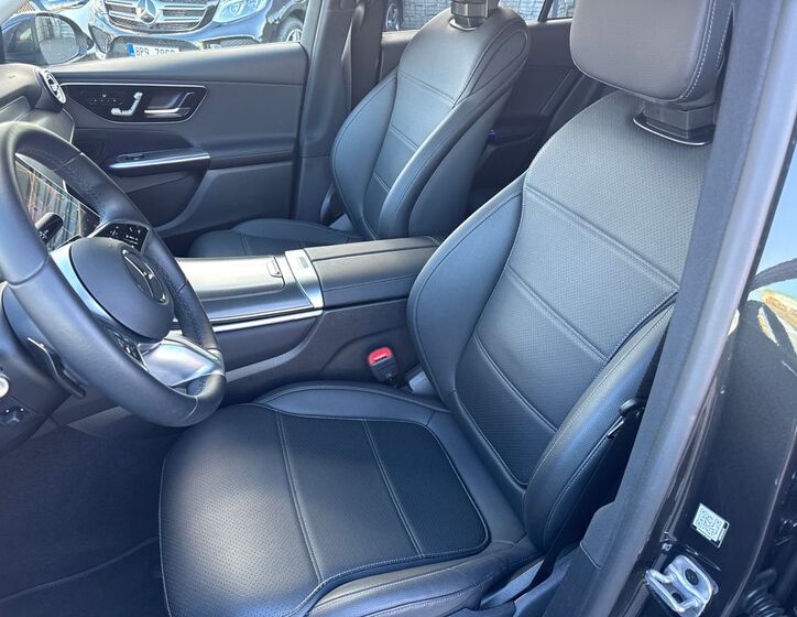 Mercedes-Benz GLC 13