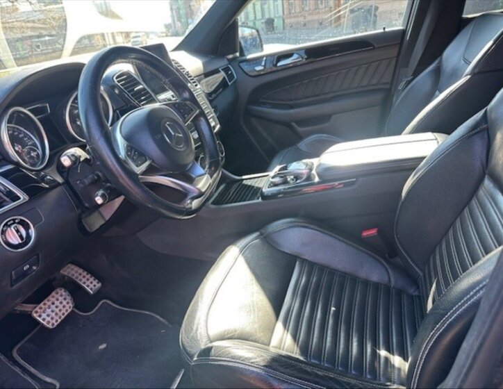 Mercedes-Benz GLE SUV / Terénní 3,0 l 190 kw