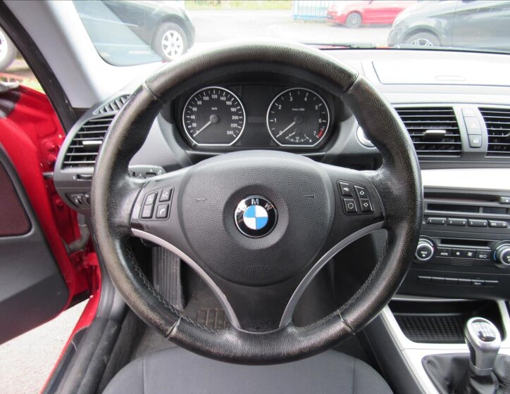 BMW Řada 1 12