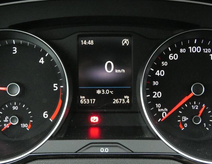 Volkswagen Passat 13