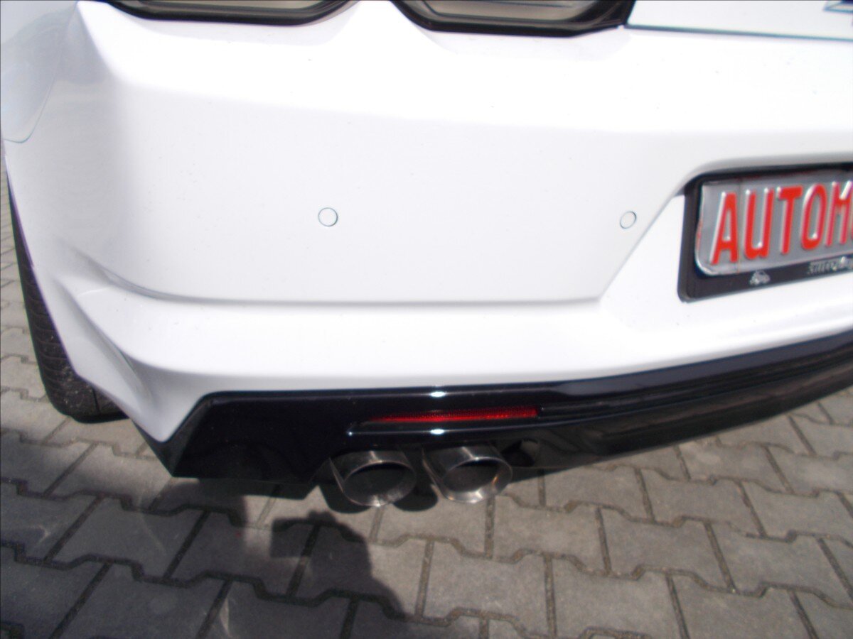 Chevrolet Camaro Kupé 6,2 l 339 kw