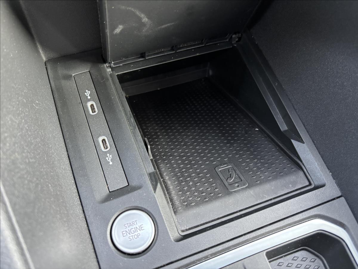 Ford Tourneo Connect MPV 1,5 l 110 kw