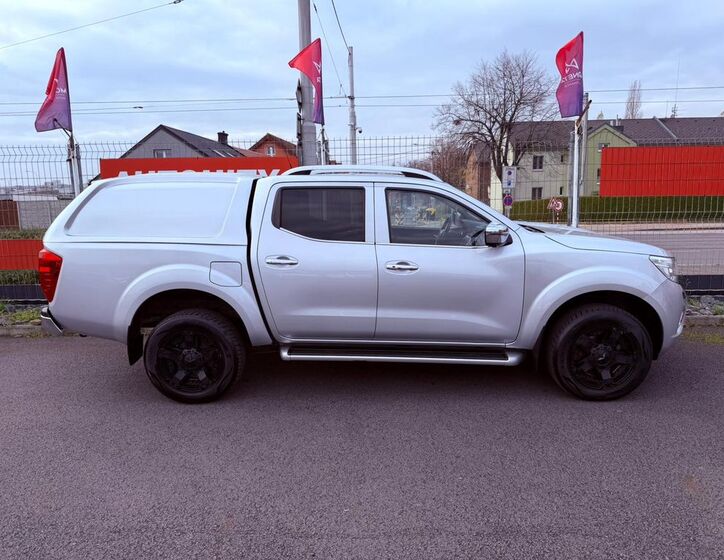 Nissan Navara 4