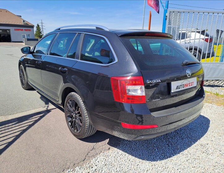 Škoda Octavia Kombi 2,0 l 110 kw