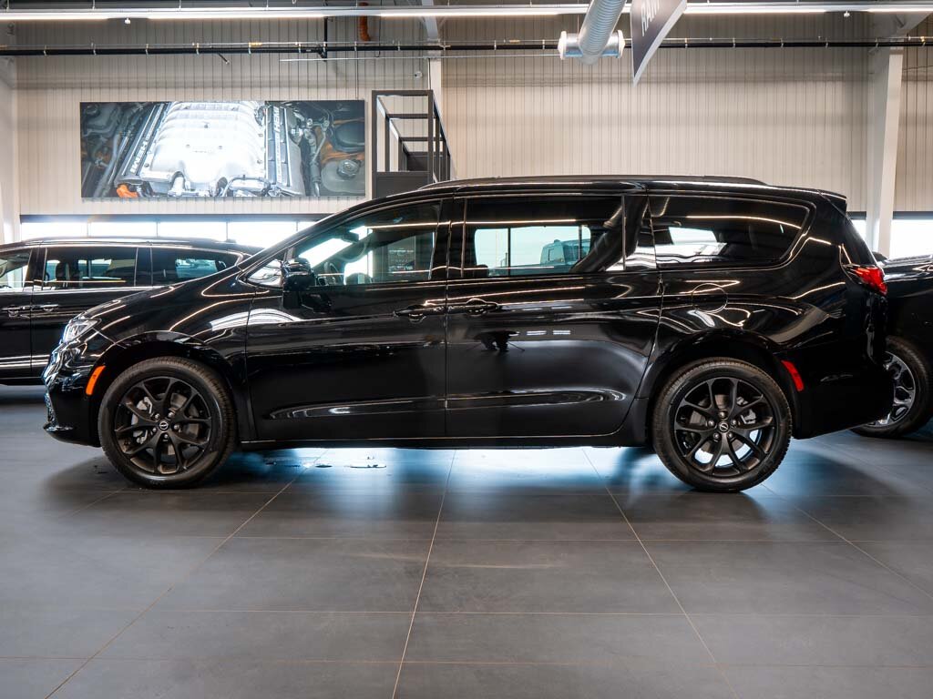 Chrysler Pacifica MPV 3,6 l 221 kw