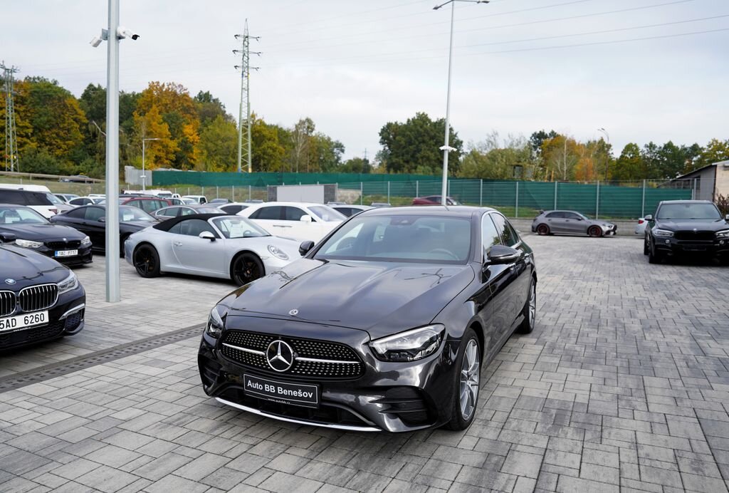 Mercedes-Benz Třídy E Sedan 2,0 l 145 kw