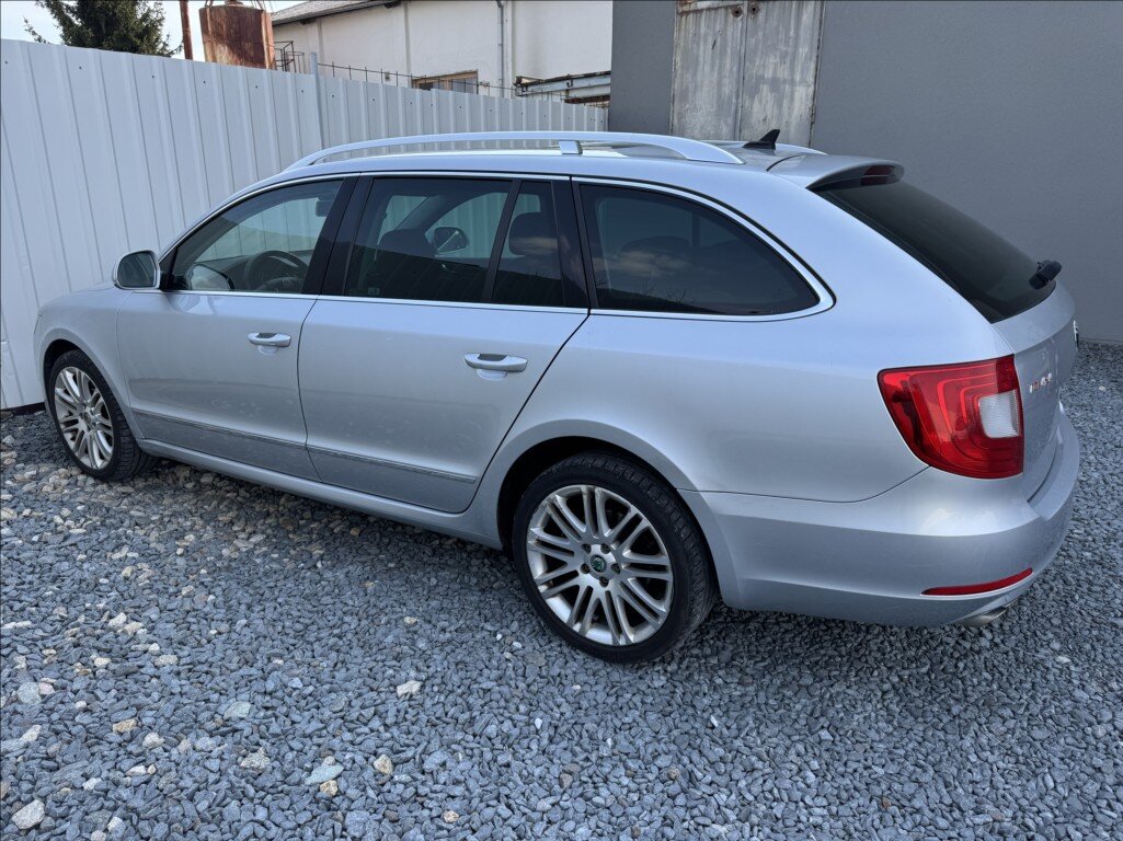 Škoda Superb Kombi 2,0 l 125 kw