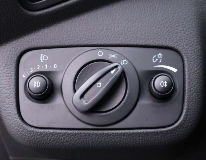 Ford Kuga SUV / Terénní 2,0 l 103 kw