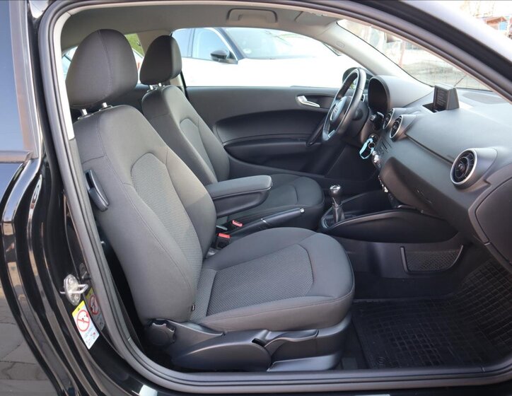 Audi A1 Hatchback 1,2 l 63 kw