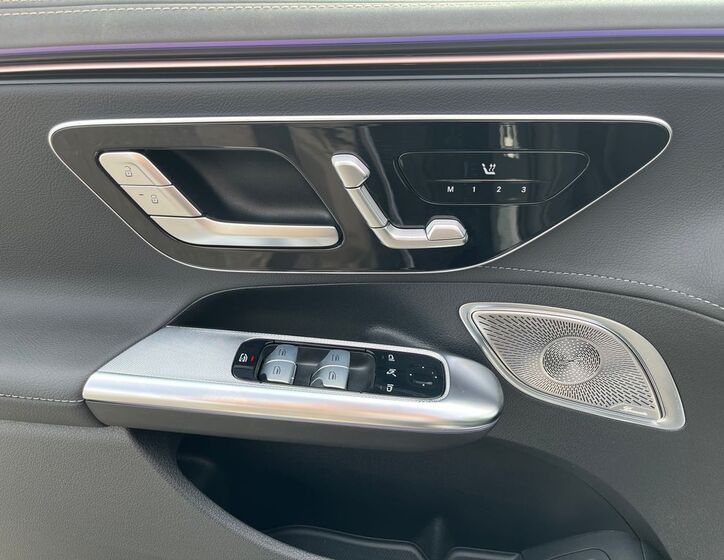 Mercedes-Benz EQE 10