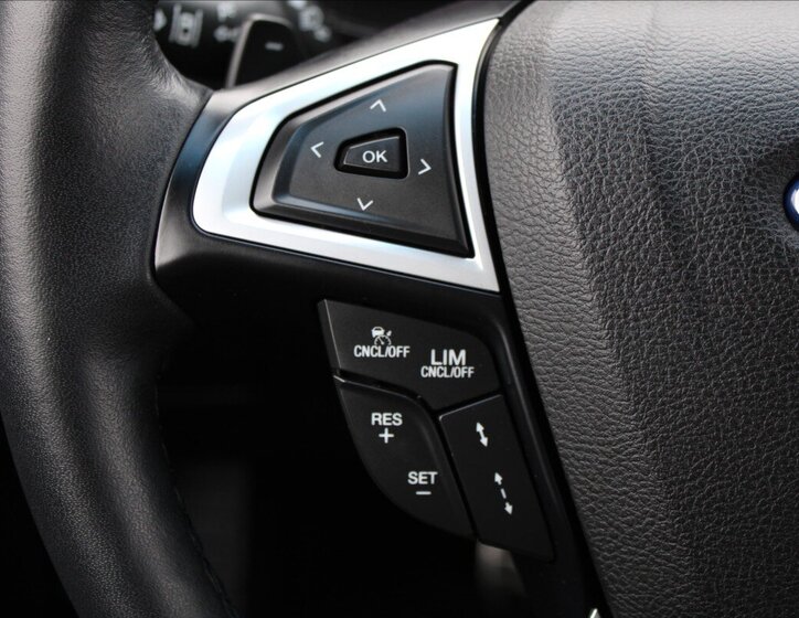 Ford Edge SUV 2,0 l 154 kw