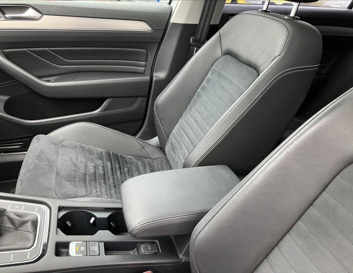 Volkswagen Passat Sedan 2,0 l 110 kw