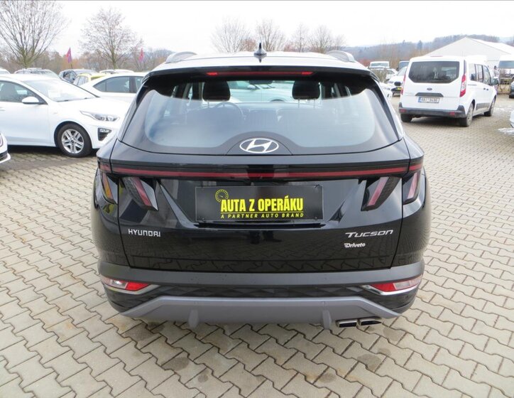 Hyundai Tucson SUV 1,6 l 110 kw