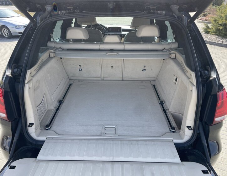 BMW X5 SUV / Terénní 3,0 l 190 kw