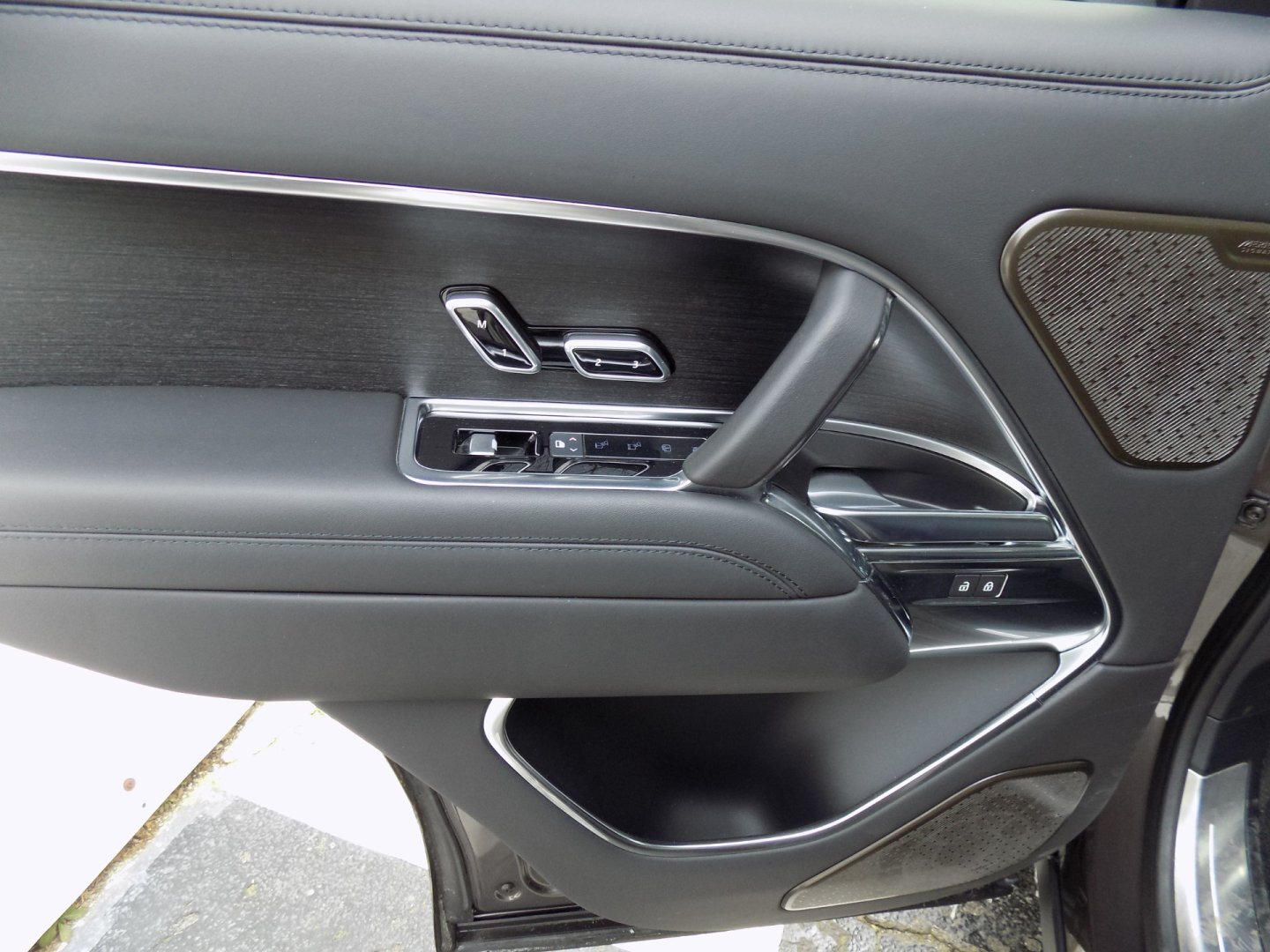 Land Rover Range Rover SUV 4,4 l 390 kw