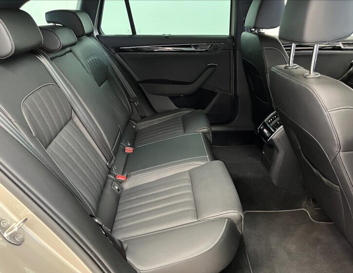 Škoda Superb Kombi 2,0 l 147 kw