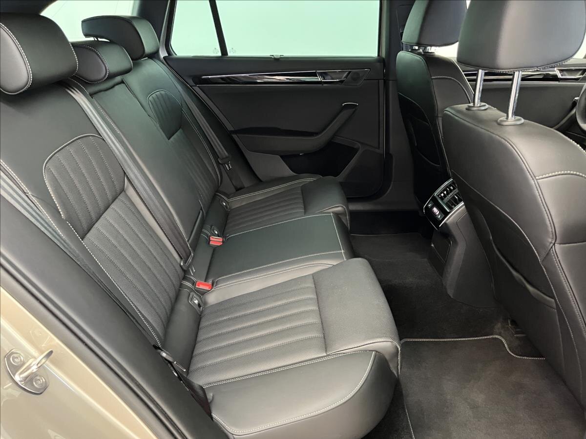 Škoda Superb Kombi 2,0 l 147 kw