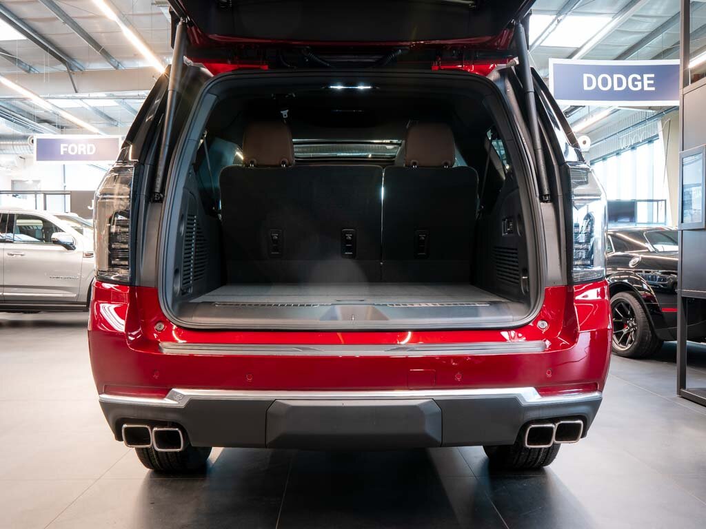 Chevrolet Suburban SUV / Terénní 6,2 l 313 kw