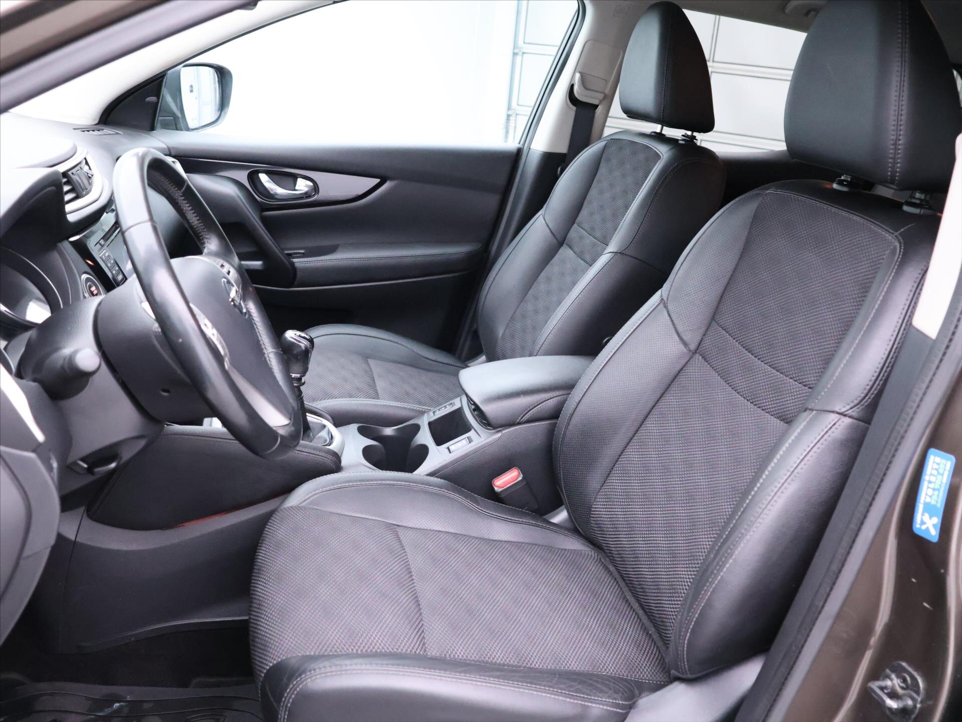 Nissan Qashqai SUV 1,5 l 81 kw