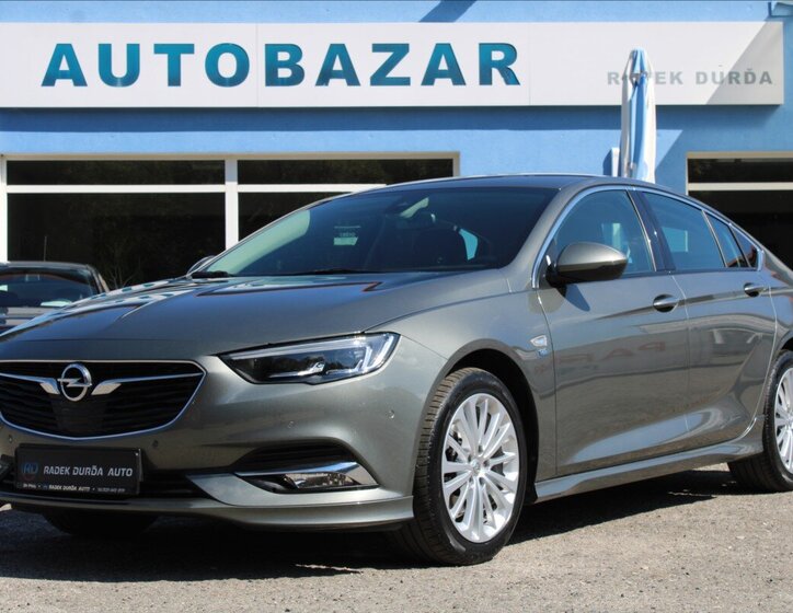 Opel Insignia 1