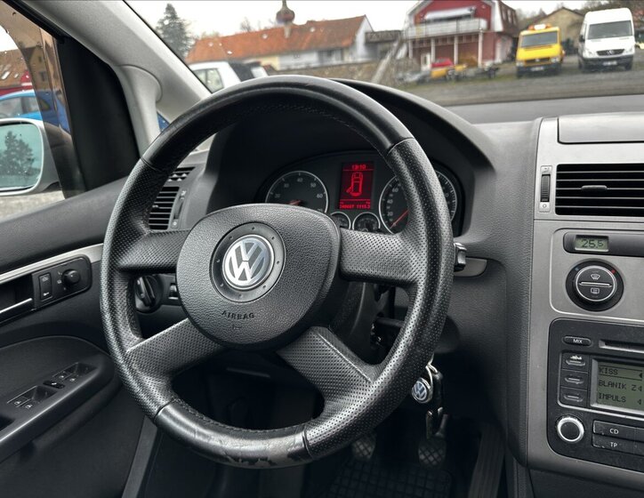 Volkswagen Touran MPV 2,0 l 110 kw