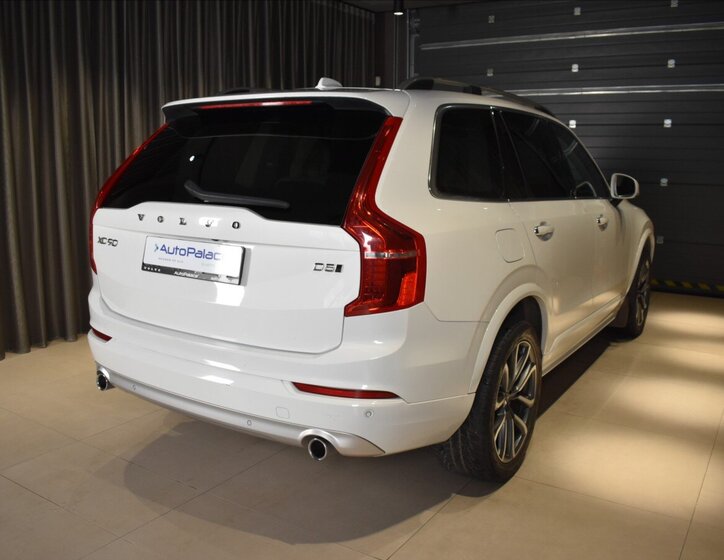 Volvo XC90 SUV 2,0 l 173 kw