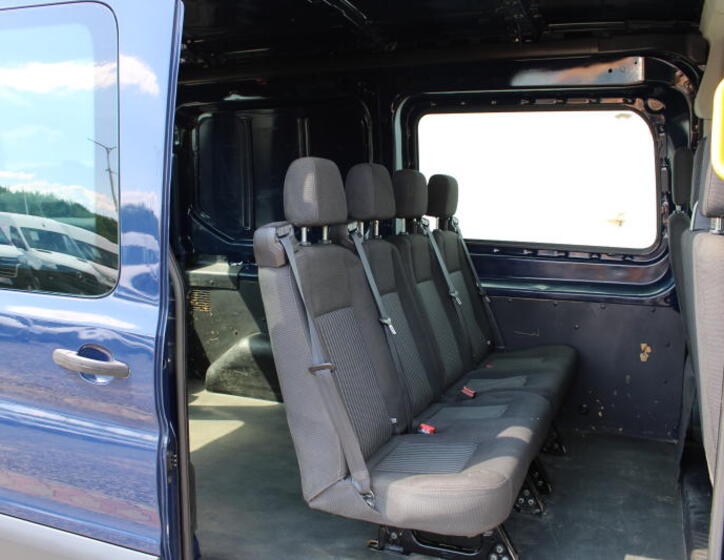 Ford Transit 8