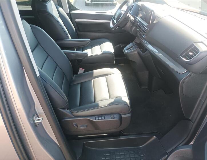 Toyota ProAce Verso 12