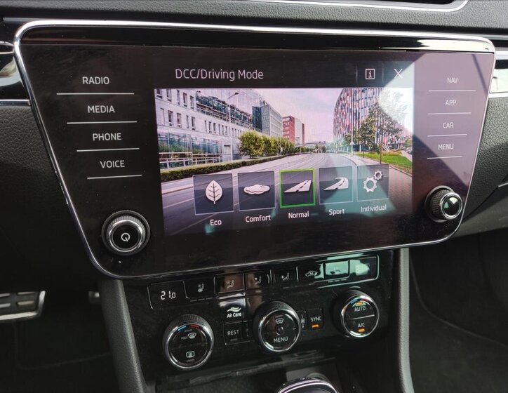 Škoda Superb Kombi 2,0 l 140 kw