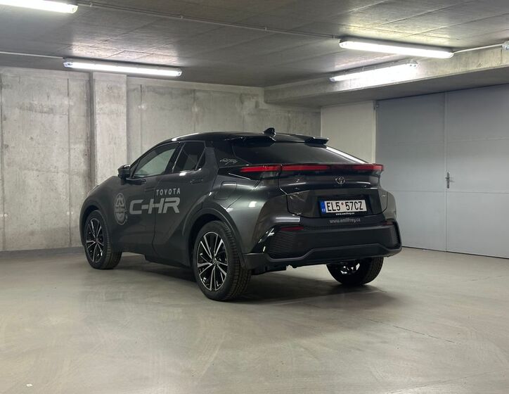 Toyota C-HR 7