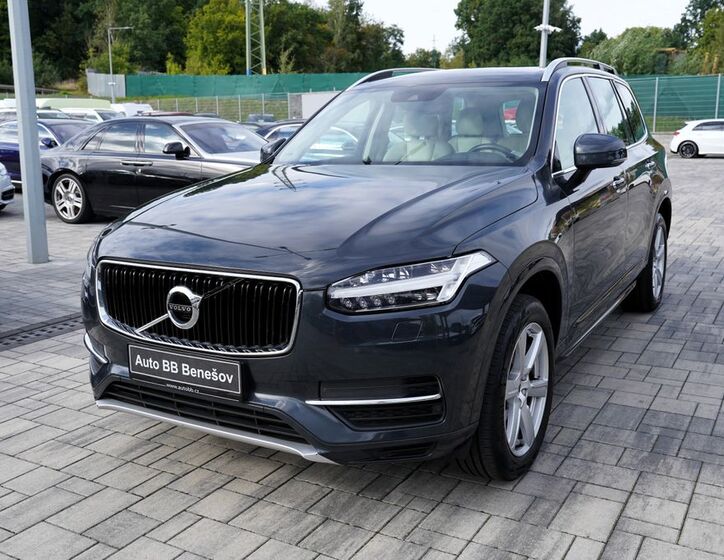 Volvo XC90 2
