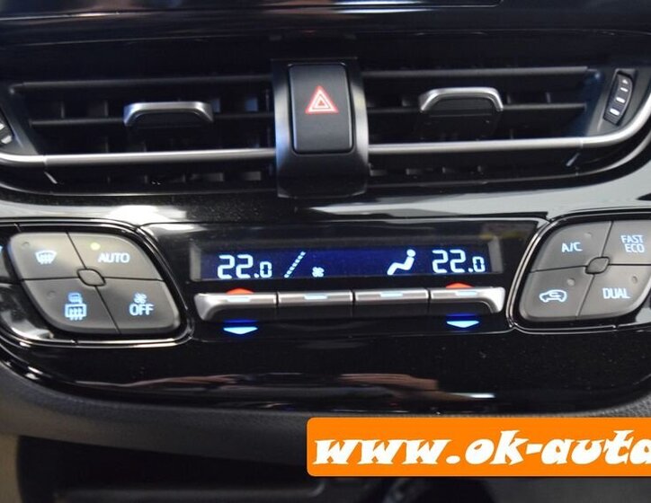 Toyota C-HR Hatchback 1,8 l 0