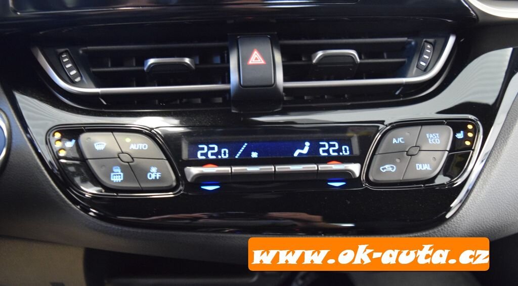 Toyota C-HR Hatchback 1,8 l 0