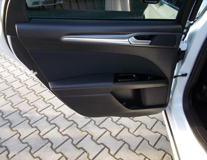 Ford Mondeo Kombi 2,0 l 132 kw