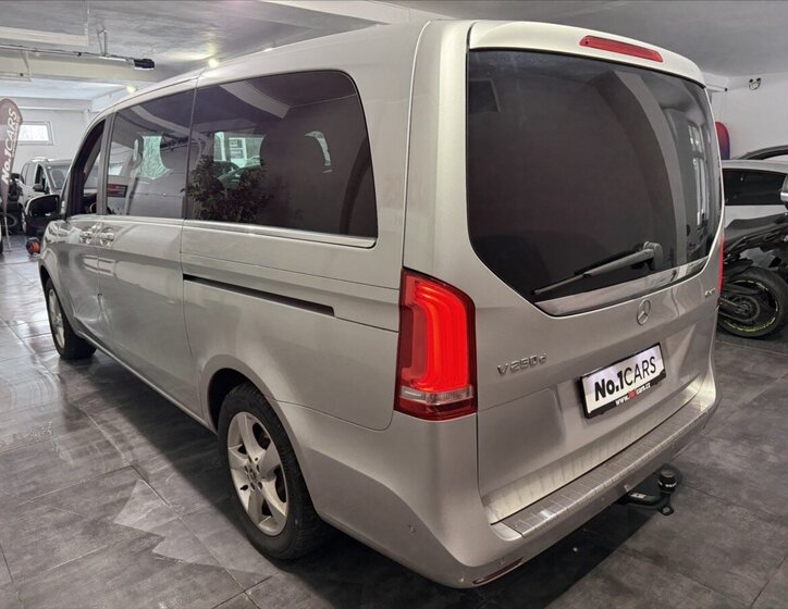 Mercedes-Benz Třídy V 4