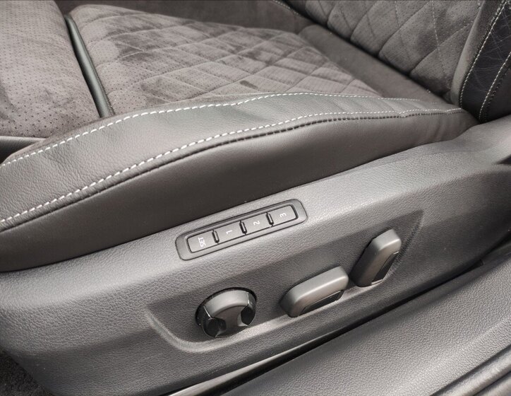 Škoda Superb Kombi 2,0 l 140 kw