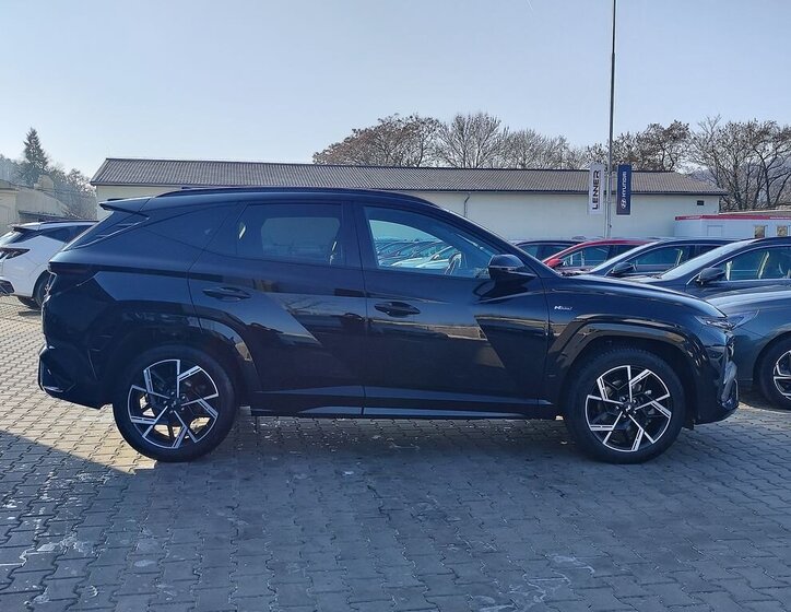 Hyundai Tucson SUV / Terénní 1,6 l 118 kw