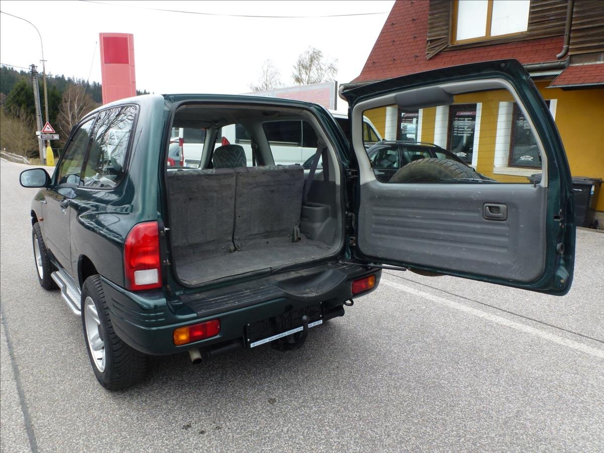 Suzuki Grand Vitara SUV / Terénní 2,0 l 94 kw
